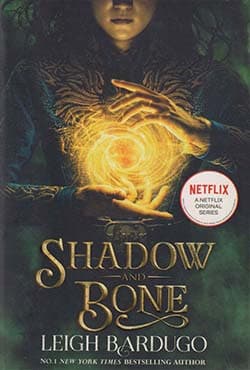 Shadow and Bone: A Netflix Original Series  (পেপারব্যাক) | Shadow and Bone: A Netflix Original Series  (Paperback)