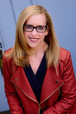 ক্যারেন এম. ম্যাকম্যানাস