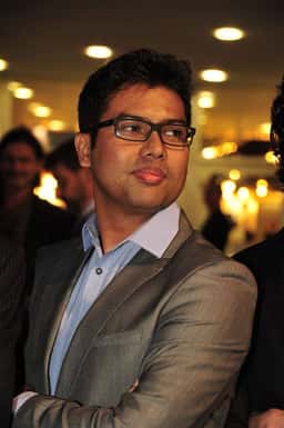 ইকবাল হোসাইন চৌধুরী