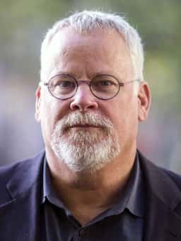 মাইকেল কনেলি