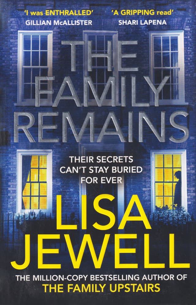 The Family Remains (পেপারব্যাক) | The Family Remains (Paperback)